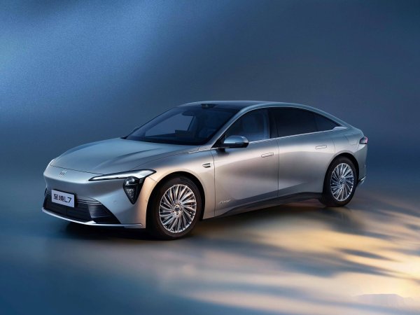 小熊猫配资 颜值与实力皆不差! 别克至境L7推出的5款车型, 怎么选最划算?